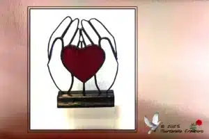 Vitrail Tiffany Coeur dans les mains