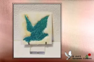 Vitrail Tiffany Colombe thermoformée émail turquoise